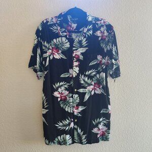 Dirty Laundry Hawaiian Button-up - XL